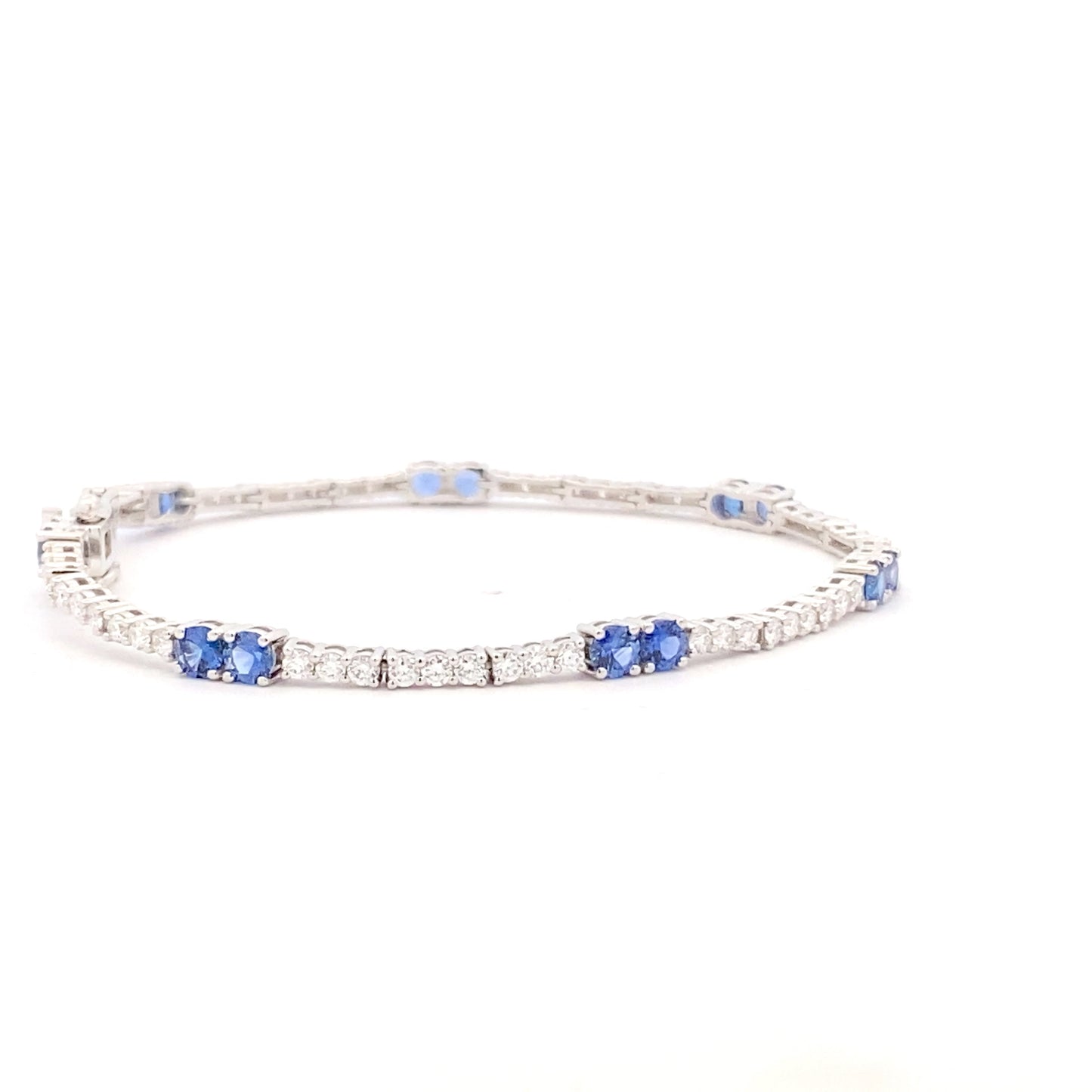 Cornflower Blue Sapphire & Diamond Bracelet